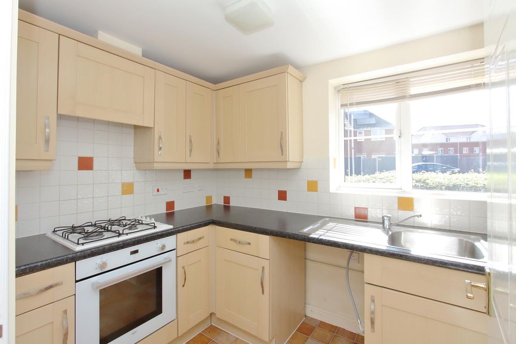 Property photo 2 of 22 Kitchen