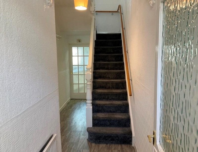 Property photo 2 of 20 Entrance Hall