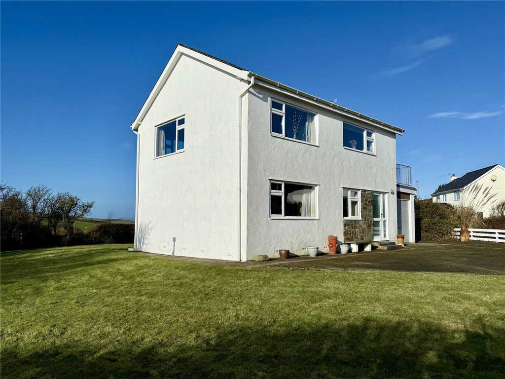 Property photo 1 of 19 Picture No. 21