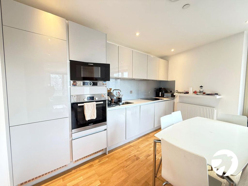 Property photo 2 of 15 Picture 2