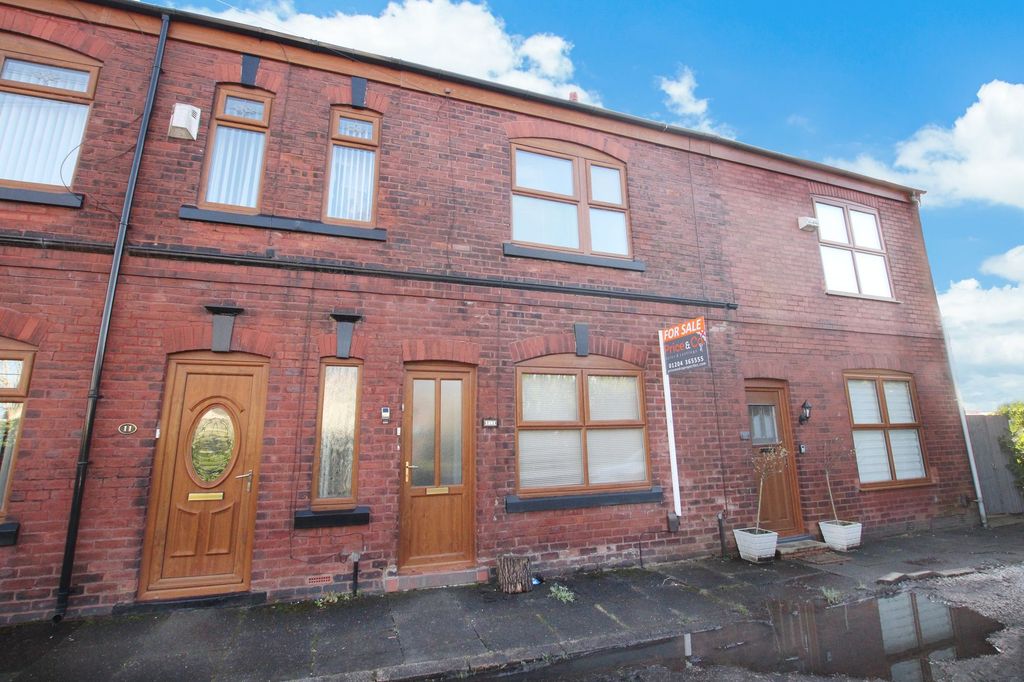 Property photo 1 of 14