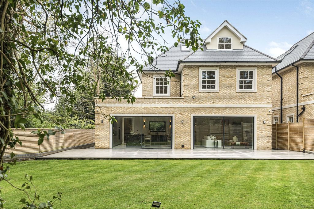 Property photo 1 of 35 Picture No. 76