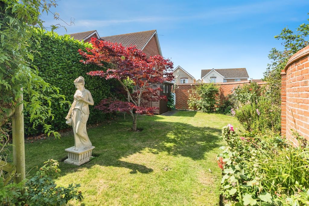 Property photo 3 of 17