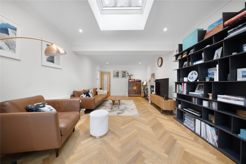 Property photo 3 of 30 Picture No. 51