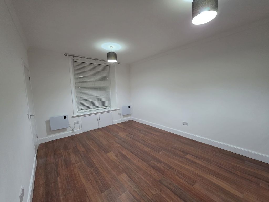 Property photo 3 of 7 Img-20260114-Wa0012