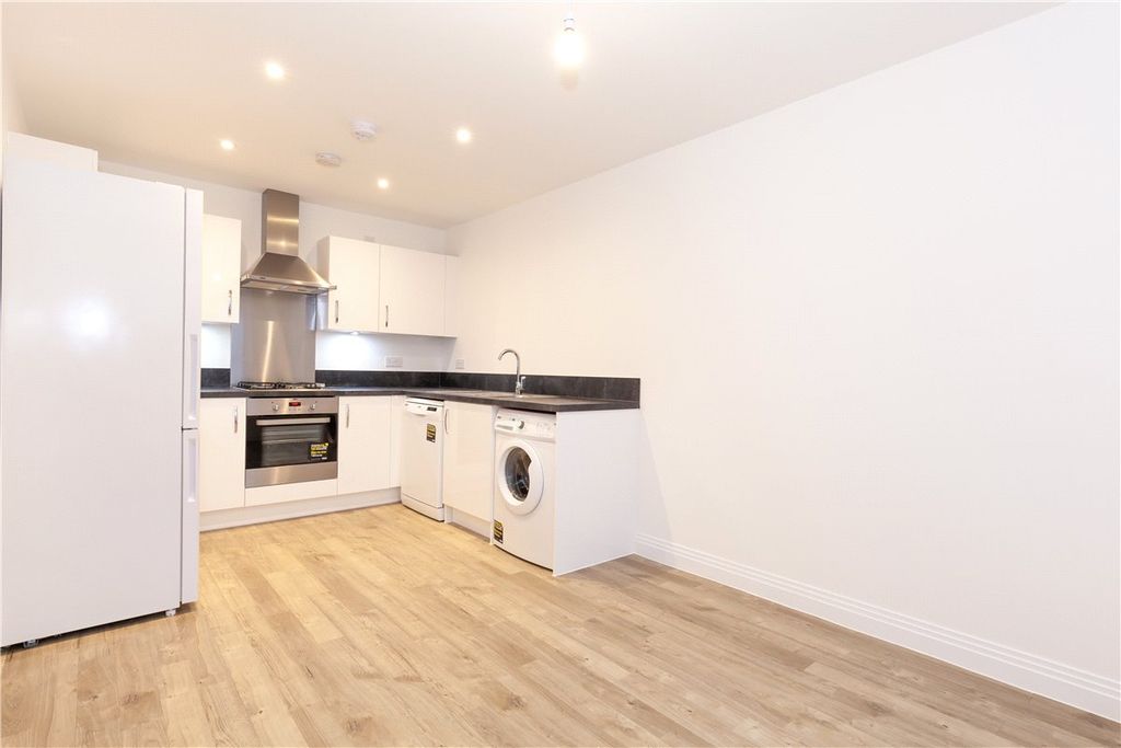 Property photo 3 of 12 Picture No. 22