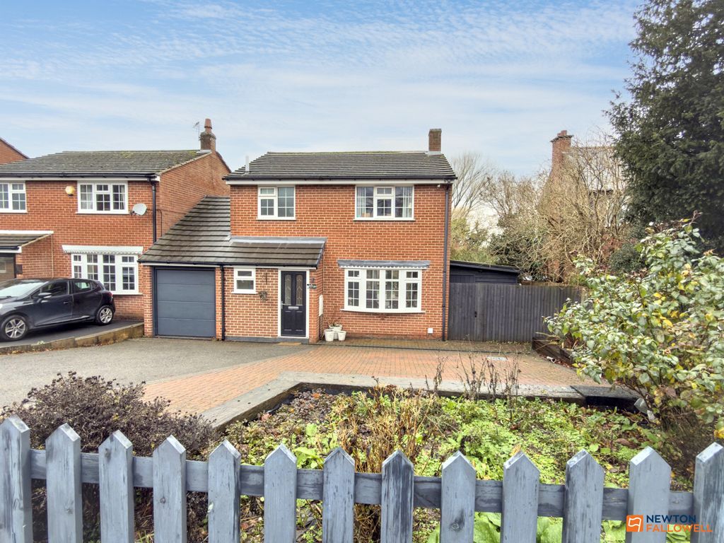 Property photo 1 of 38