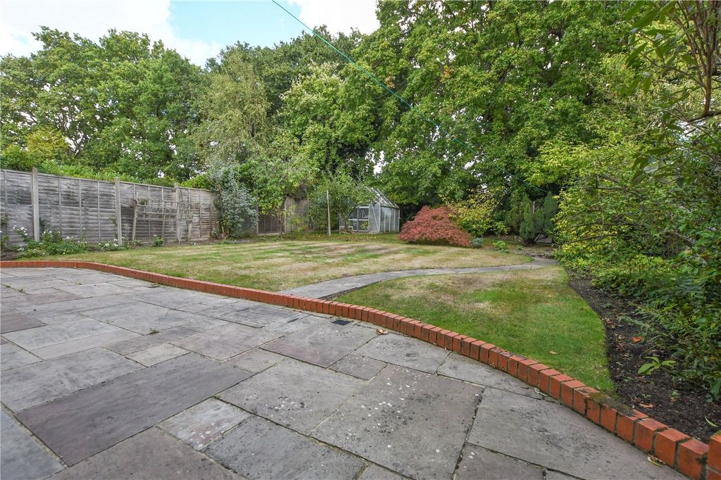 Property photo 2 of 15 Picture No. 04