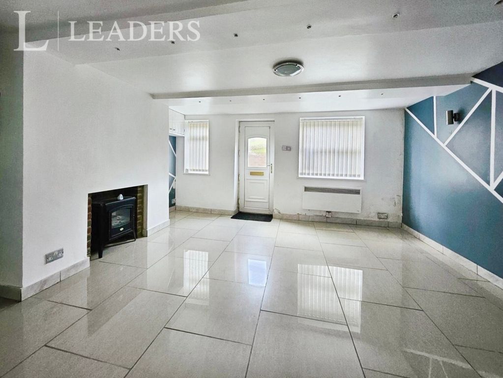 Property photo 3 of 6 Pbox-Img.Jpg