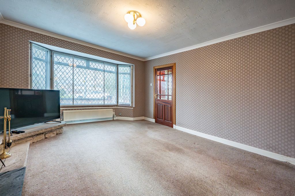 Property photo 3 of 45