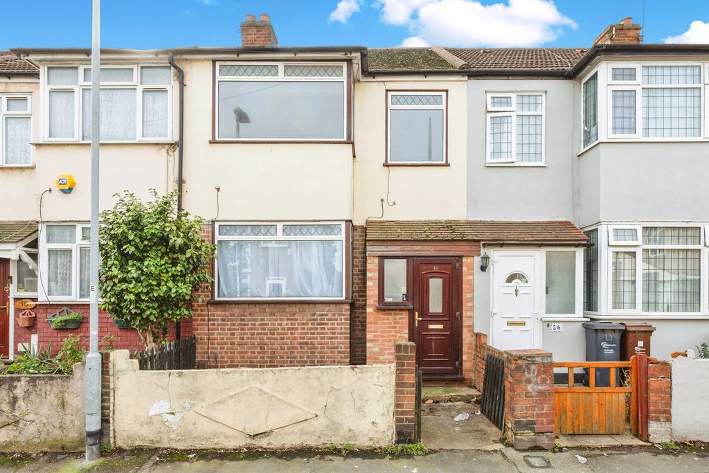 Property photo 1 of 17