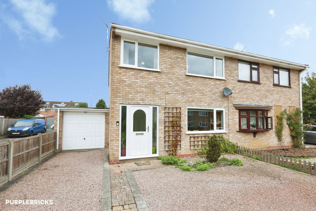 Property photo 1 of 27