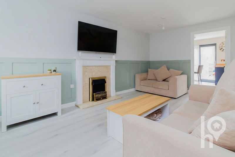 Property photo 2 of 11 Photo 13