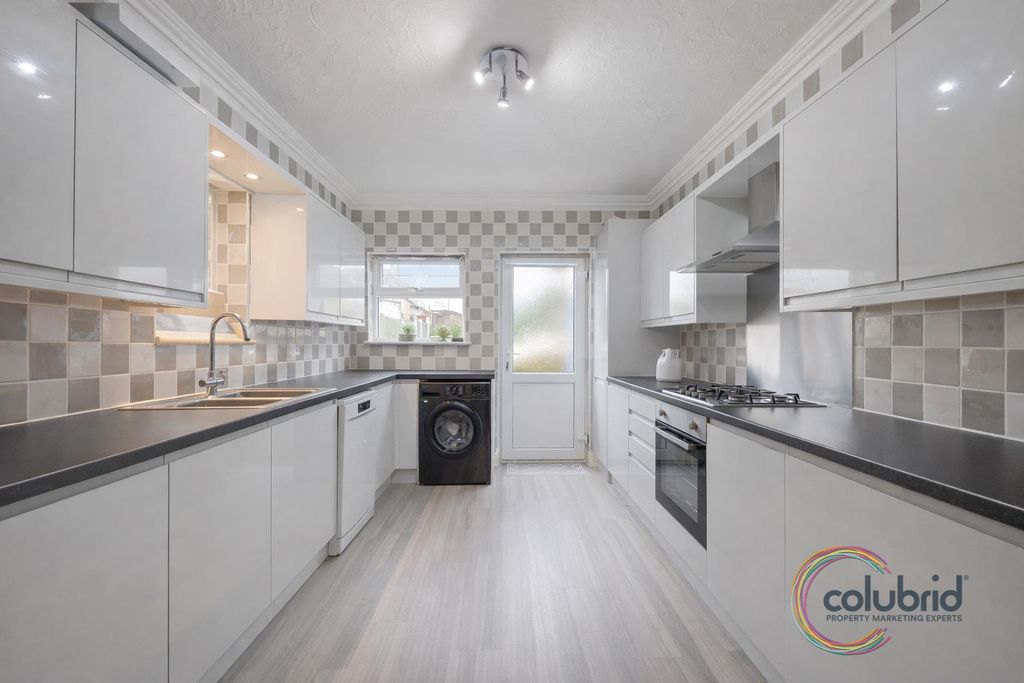 Property photo 2 of 14 Chatgpt Image Jan 29, 2026, 03_31_56 Pm.Png