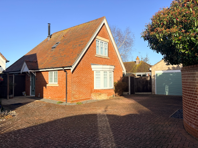 Property photo 1 of 13 Img_1036