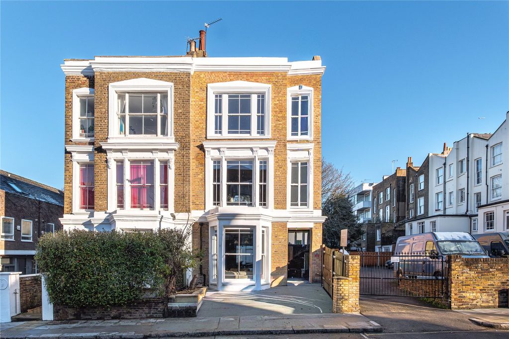 Property photo 1 of 22 Picture No. 15