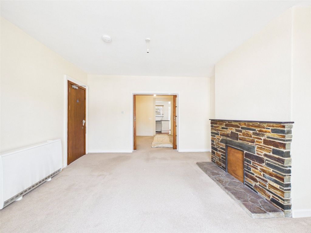 Property photo 3 of 14 Picture No. 02
