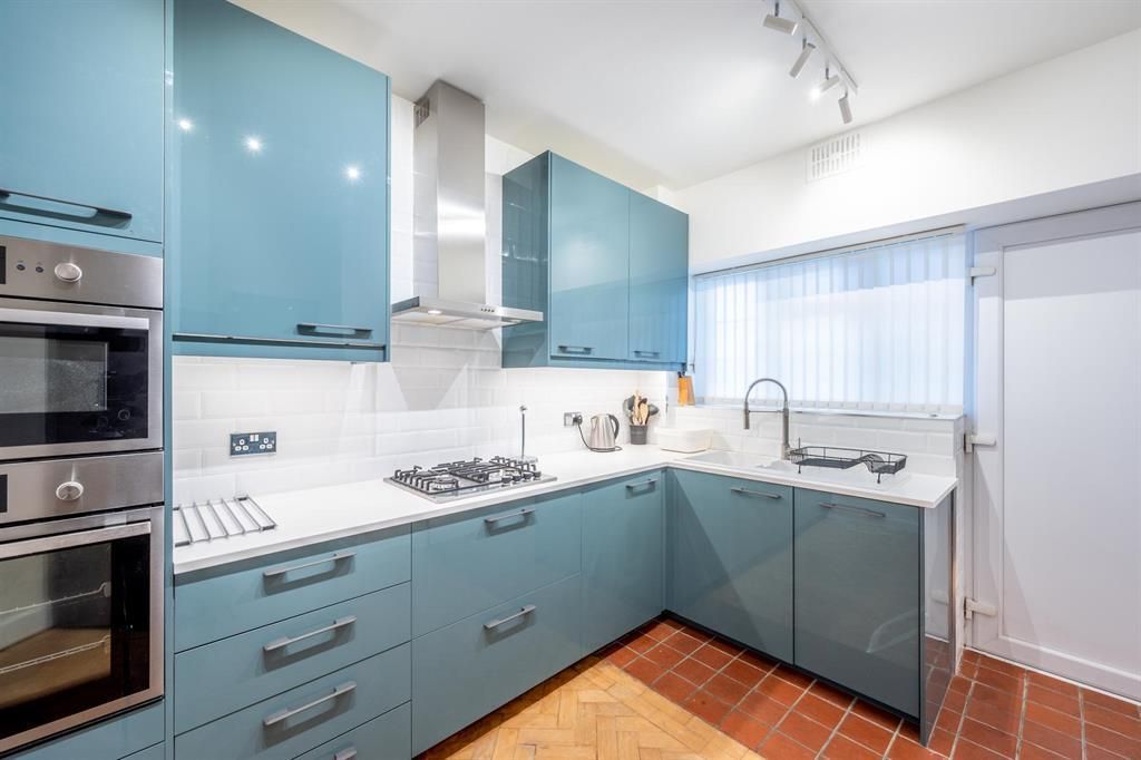 Property photo 2 of 17 2