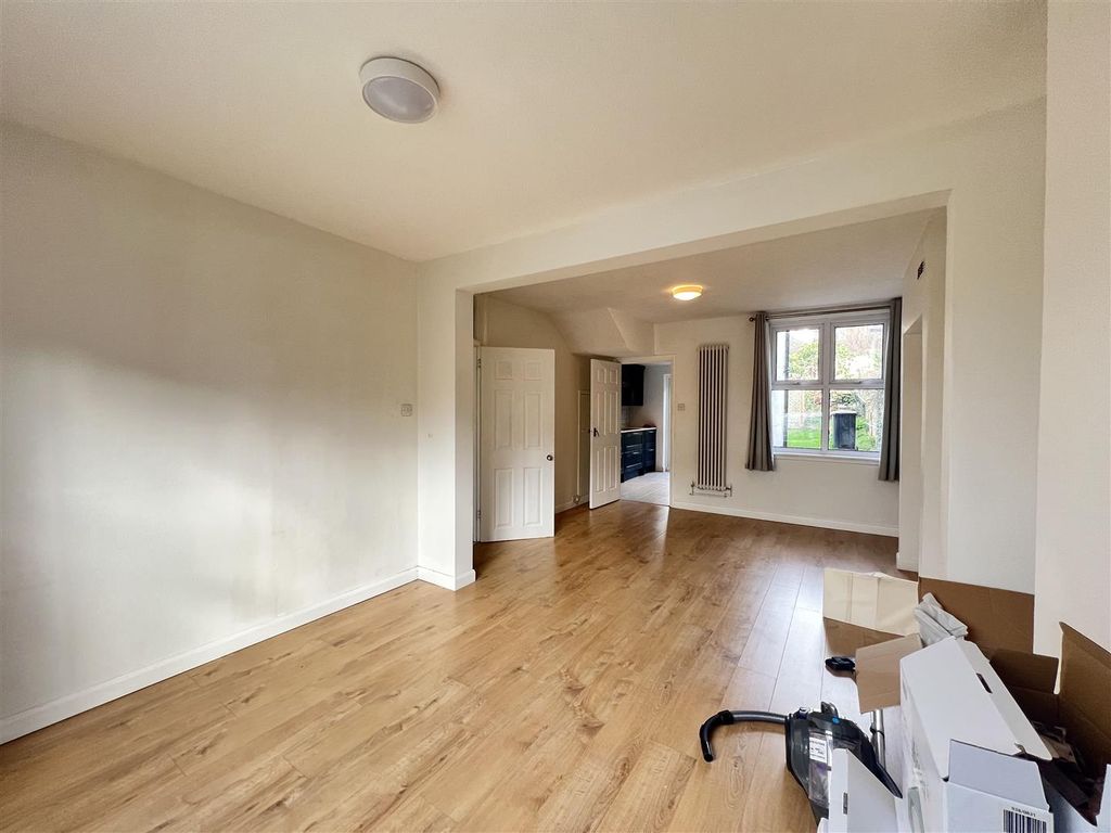 Property photo 3 of 12 Reception Room