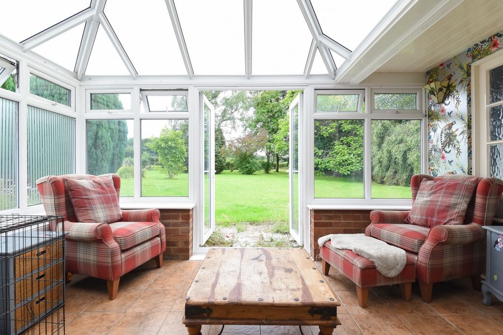 Property photo 3 of 25 4397346