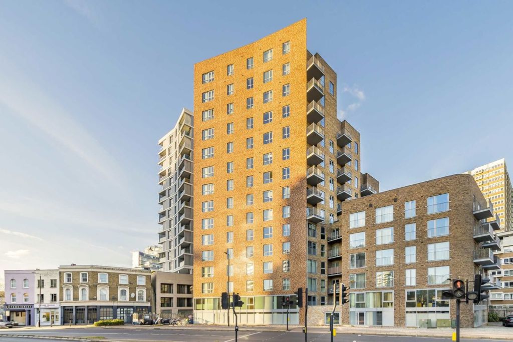 Property photo 1 of 6