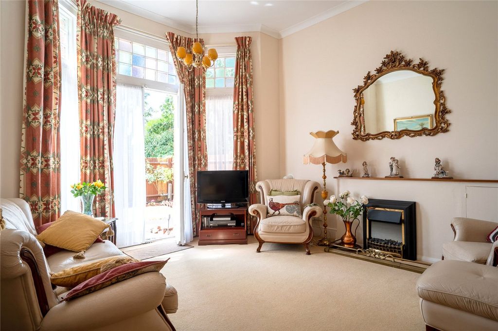 Property photo 2 of 11 Picture No. 07