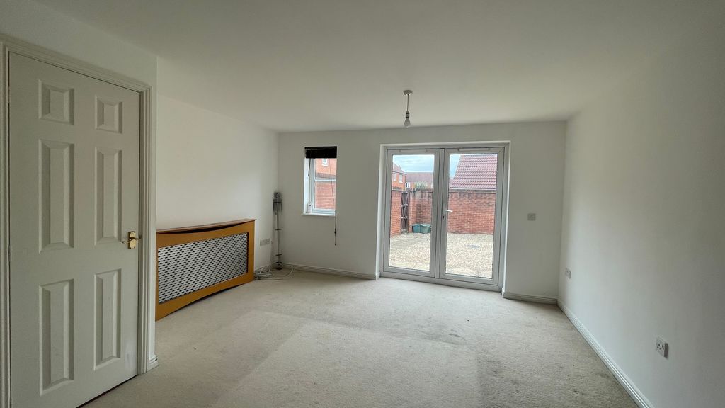 Property photo 2 of 7 Lounge/Diner