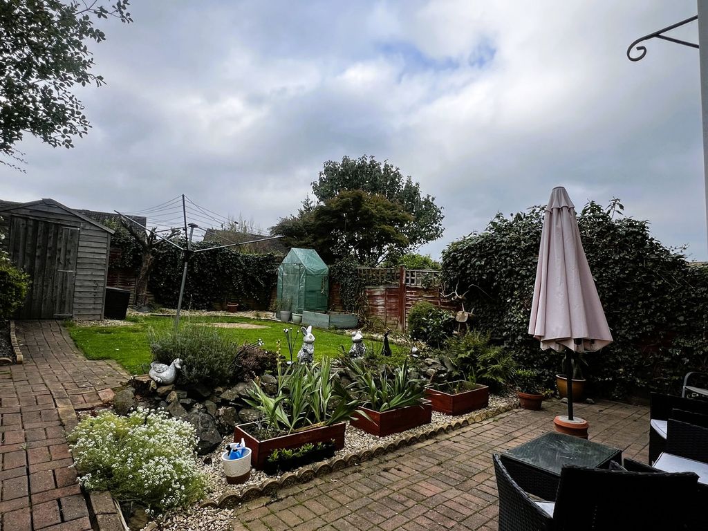 Property photo 3 of 13