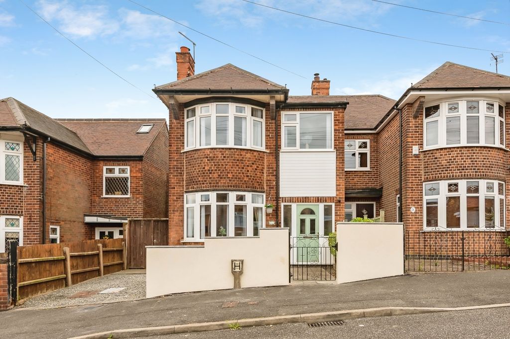 Property photo 1 of 21 Pbox-Img.Jpg