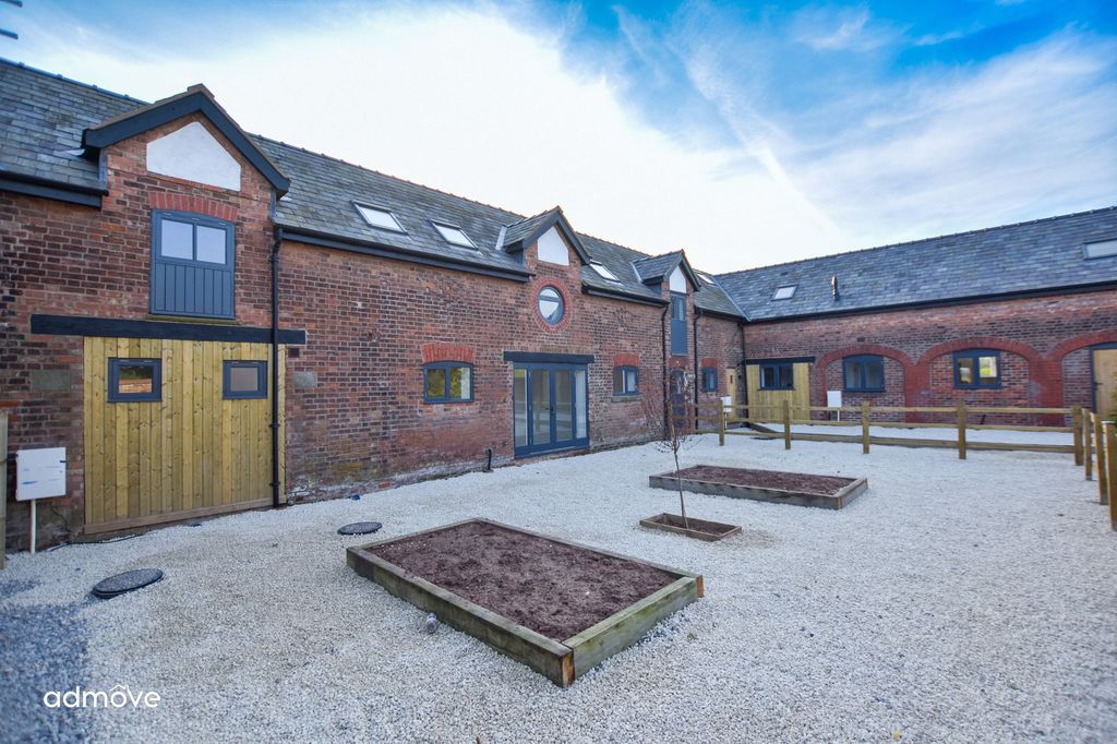 Property photo 1 of 34
