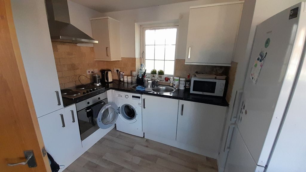 Property photo 1 of 6 2 Bed Flat To Rent Denmark Street, Wakefield Wf1