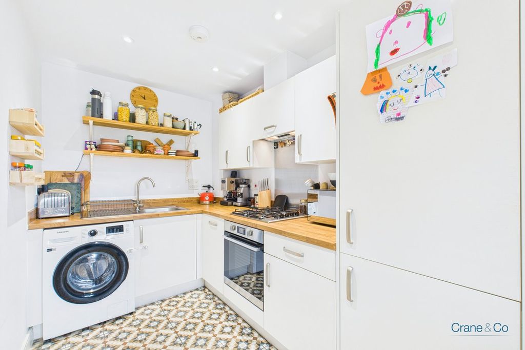 Property photo 3 of 20