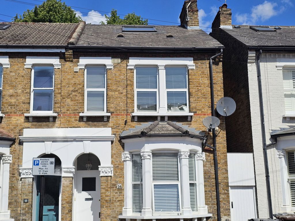 Property photo 1 of 8