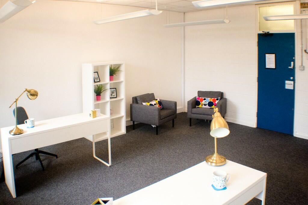Property photo 1 of 47 Office 