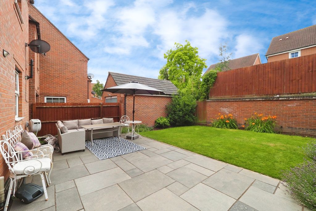Property photo 2 of 19 Img_2573