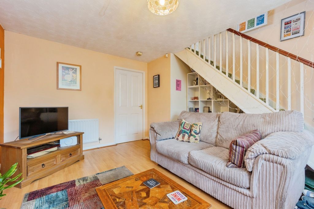Property photo 3 of 17 Photo