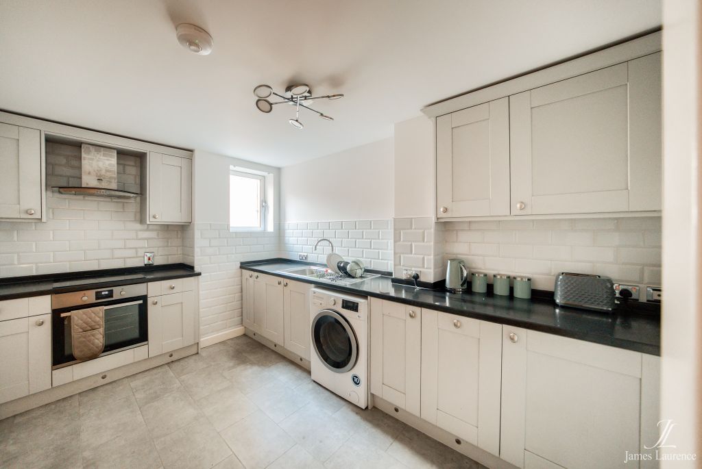 Property photo 3 of 10 Xh2A9319-Hdr(3)