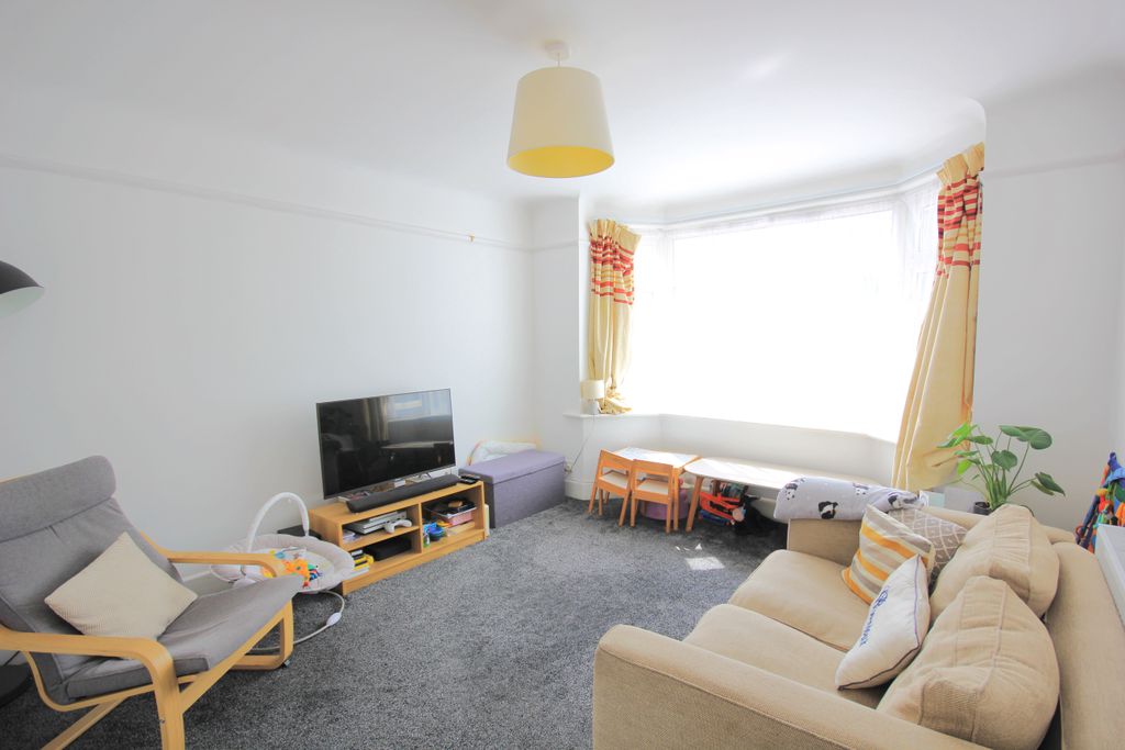 Property photo 3 of 29