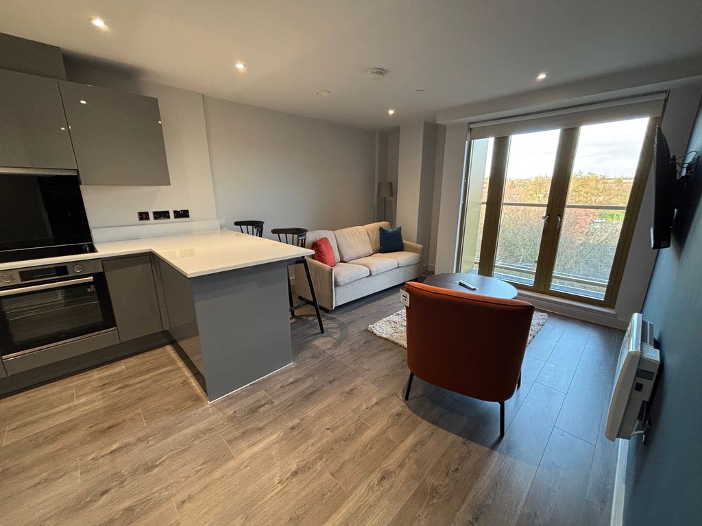 Property photo 3 of 19