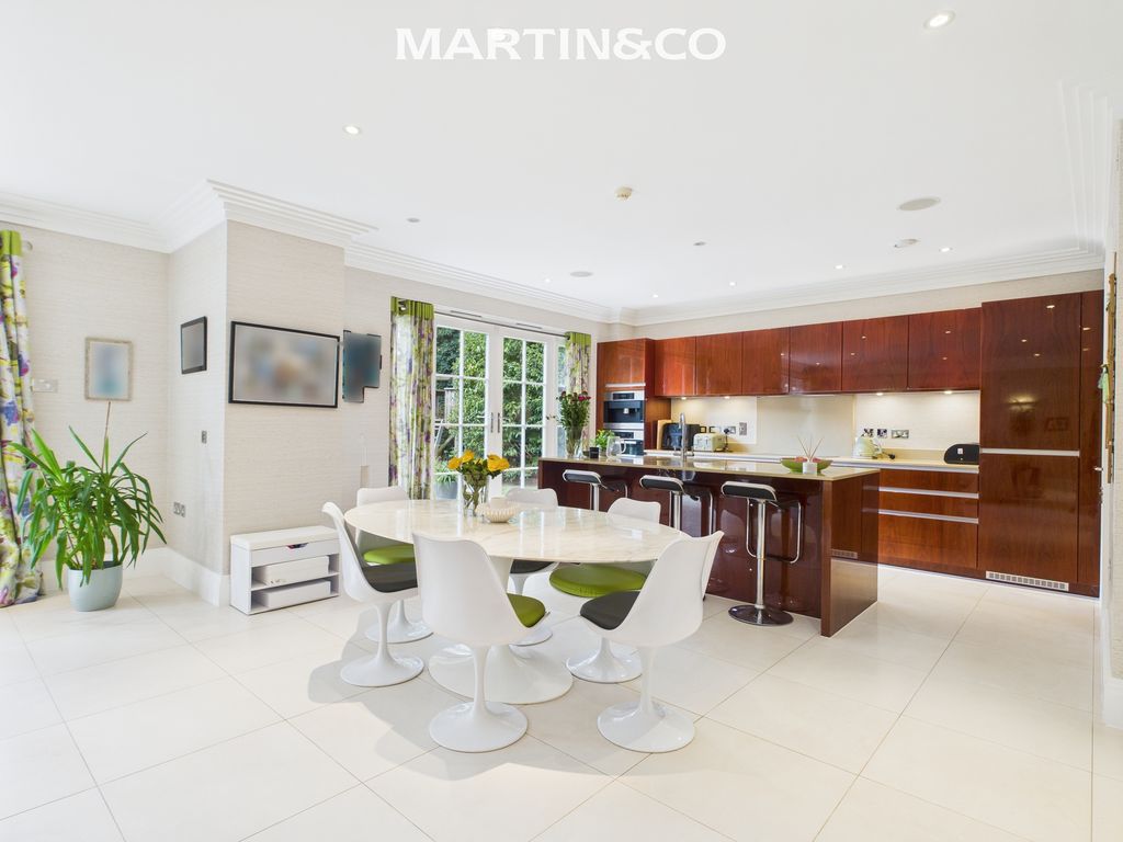 Property photo 3 of 51