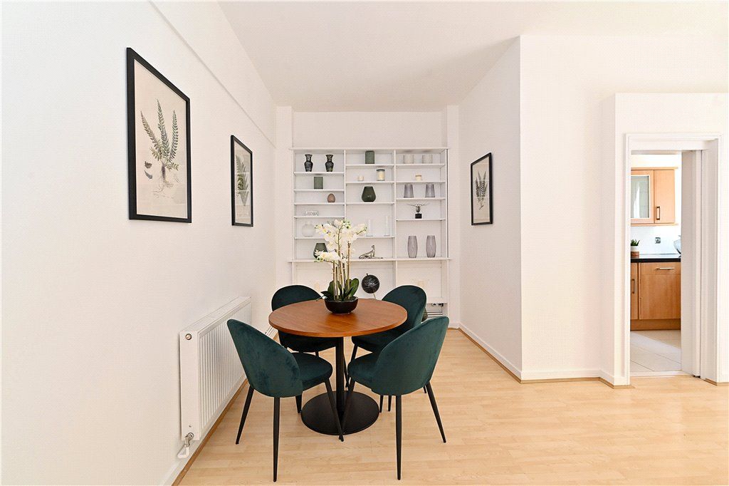 Property photo 2 of 14 Picture No. 11