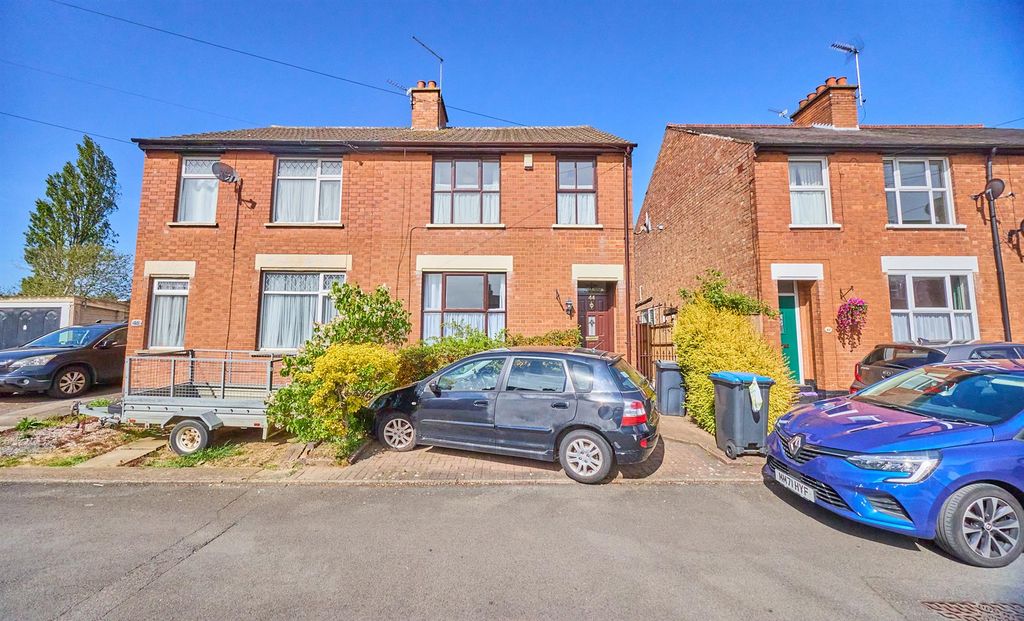 Property photo 1 of 11 Gopsall Road_10.Jpg