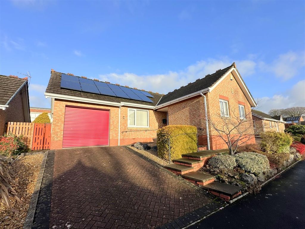 Property photo 1 of 33 Front