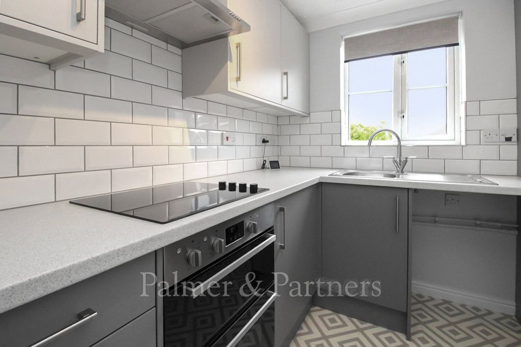 Property photo 2 of 11 Picture No. 20