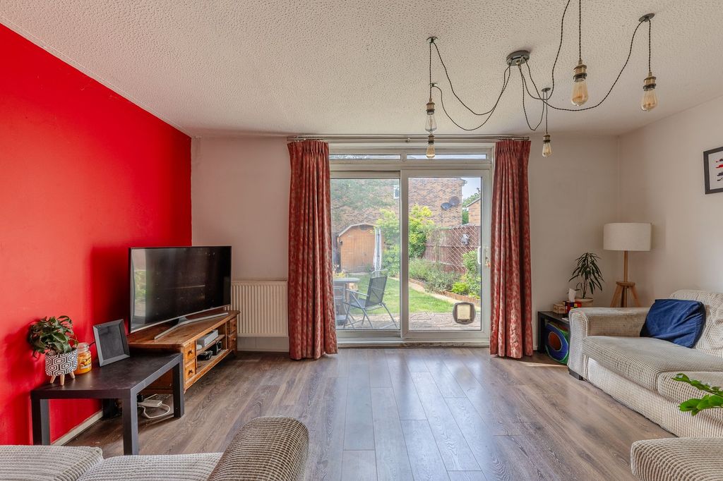 Property photo 2 of 13