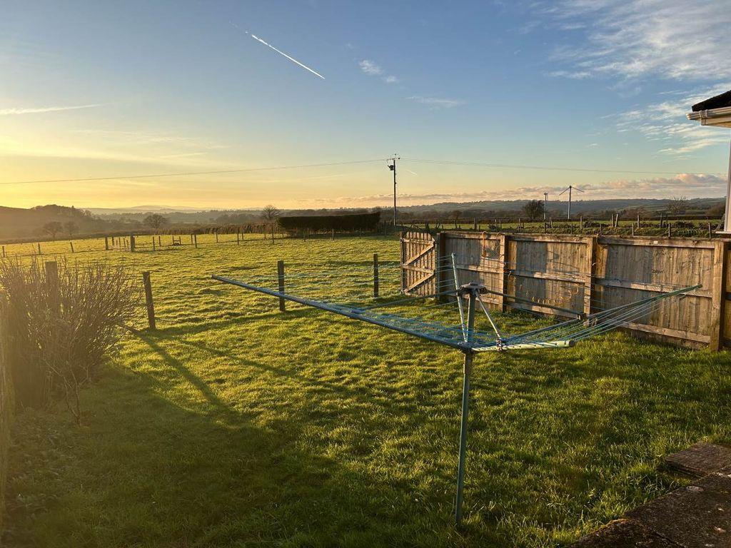 Property photo 3 of 18 Img_5264