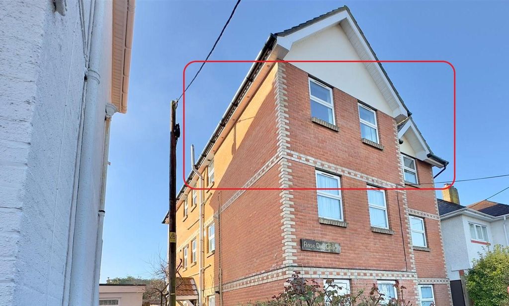 Property photo 1 of 10 Front.Jpg