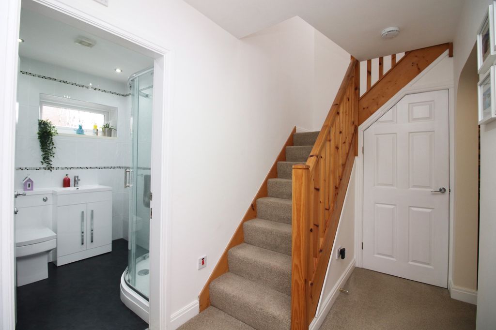 Additional image 13 of 2 bed bungalow for saleUllswater Avenue, Fleetwood FY7