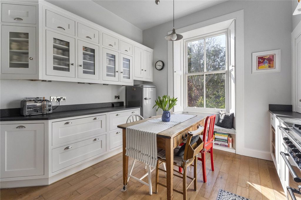 Additional image 4 of 6 bed semi-detached house for saleQueen's Crescent, Newington, Edinburgh, Midlothian EH9