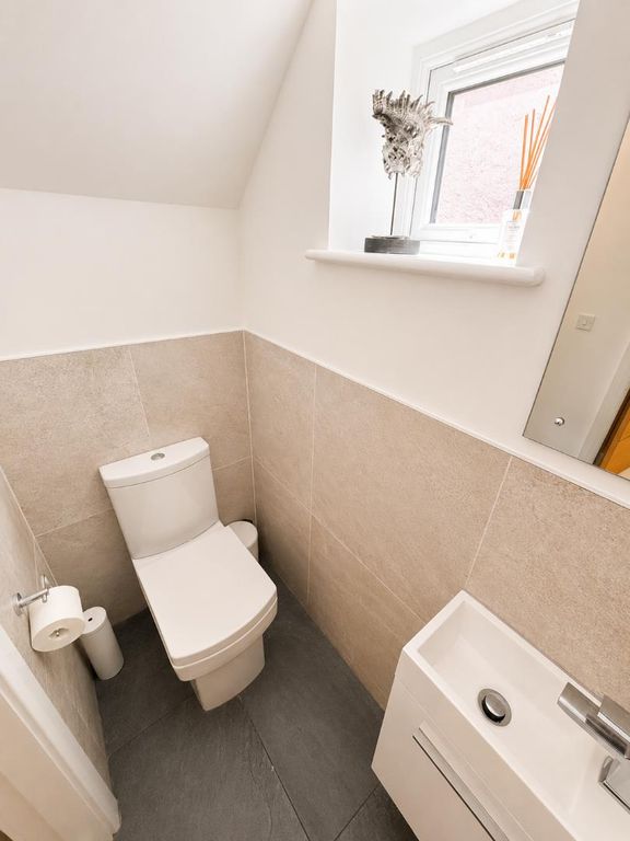 Property photo 2 of 19 WC